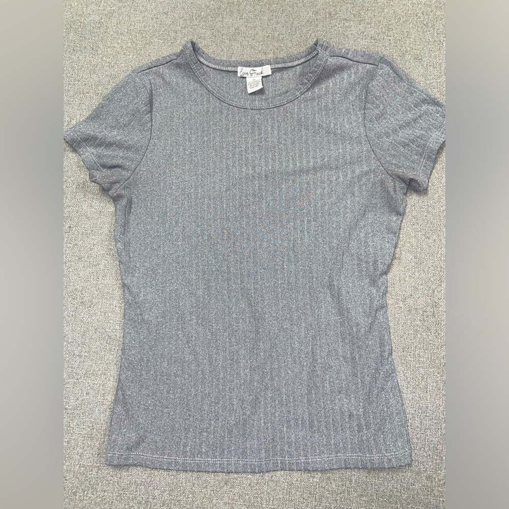 Love Streak Basic Ribbed Short Sleeve Fitted Tee